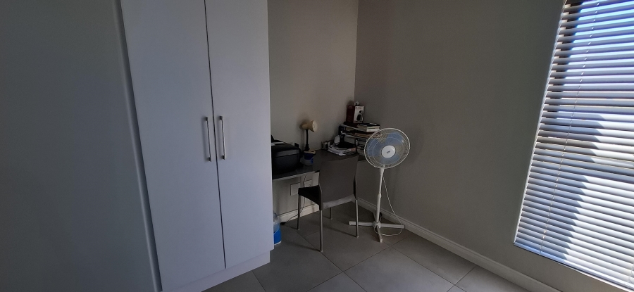 To Let 3 Bedroom Property for Rent in Groot Phesantekraal Estate Western Cape